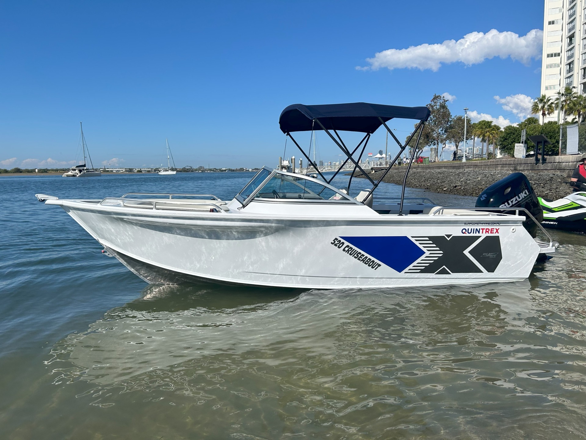 520 CRUISEABOUT